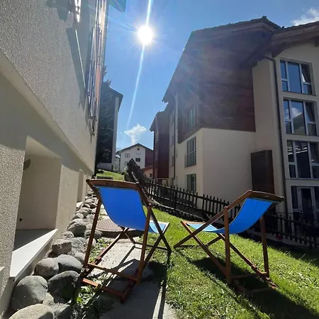 House Melezes C - Charming And Well-being Apartment